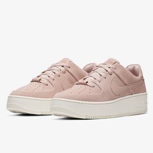 Nike Air Force 1 Platforms